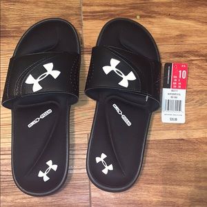 Under amour slides